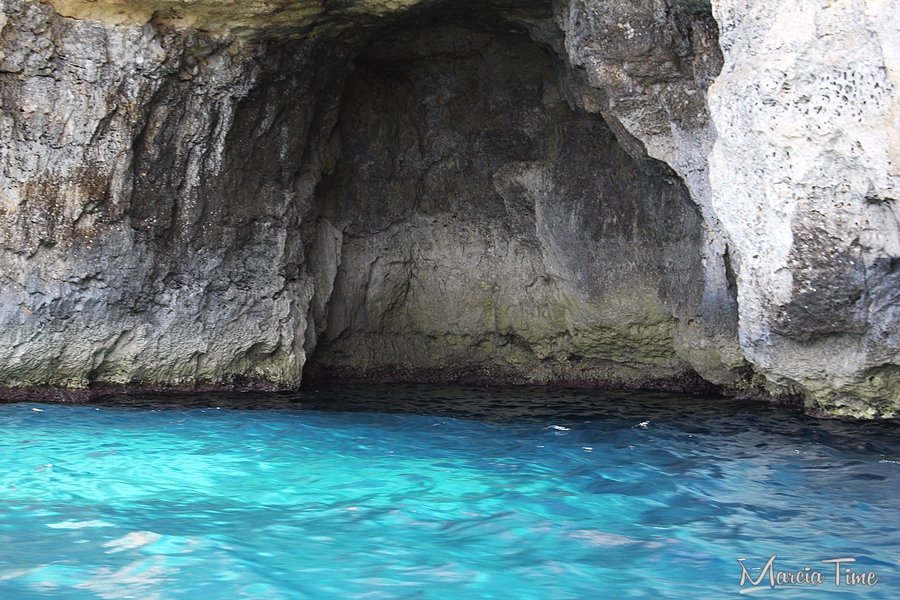 Jaskinie-Blue-Grotto